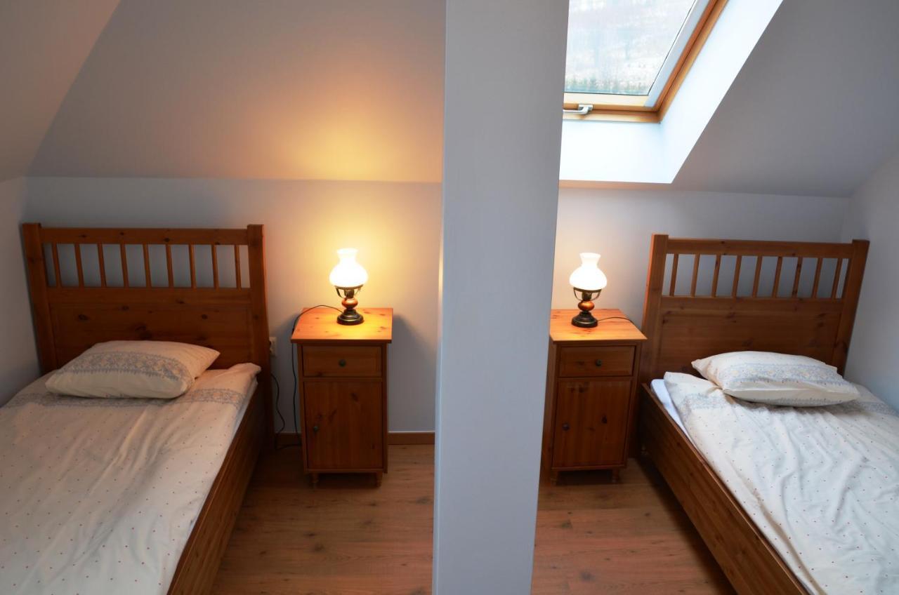 Apartamenty Dom Na Wzgorzu Gardenia Stronie Slaskie Bagian luar foto